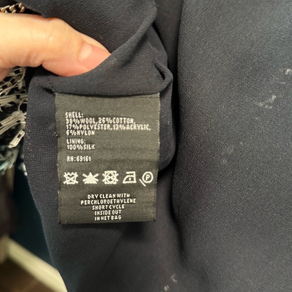 Carlisle Chic Black and White Tweed Silk Lined Jacket Size 8 - Picture 8 of 12